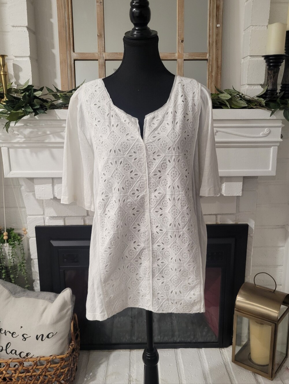 Sundance White Eyelet Popover Lightweight Coastal   Top Large